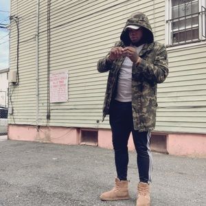 Meet your Posher, Phillip